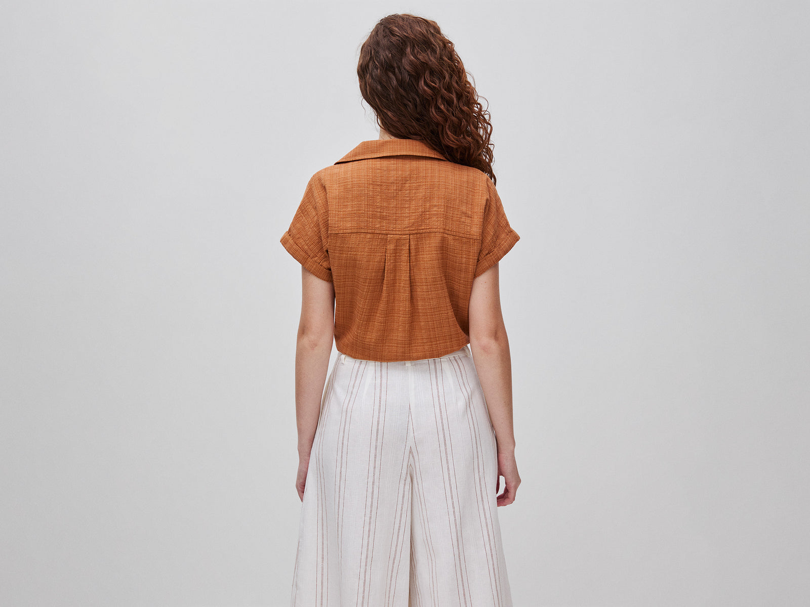 Camisa com nó - ucb_image_B