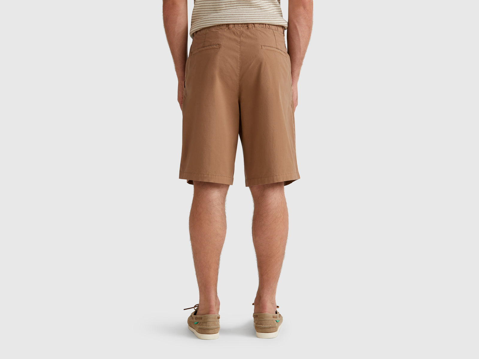 Bermudas amplas - ucb_image_B