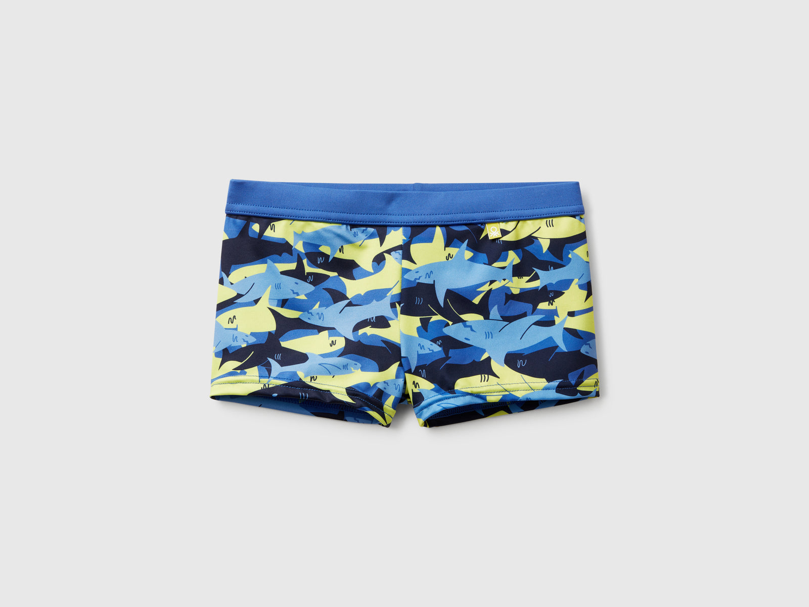 Boxers de banho com estampa de tubarões - ucb_image_FS