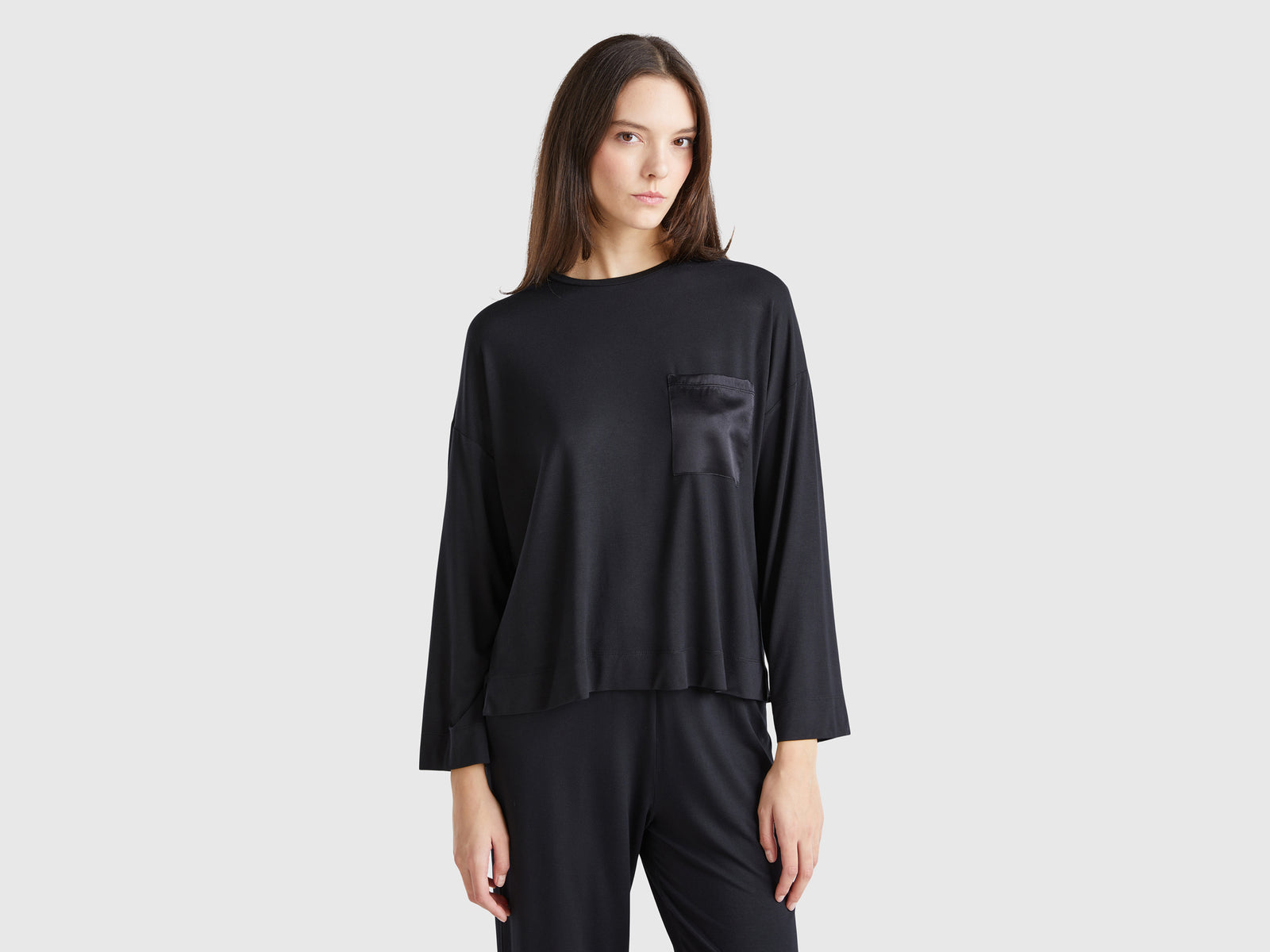 T-shirt com bolso pequeno em seda - ucb_image_F