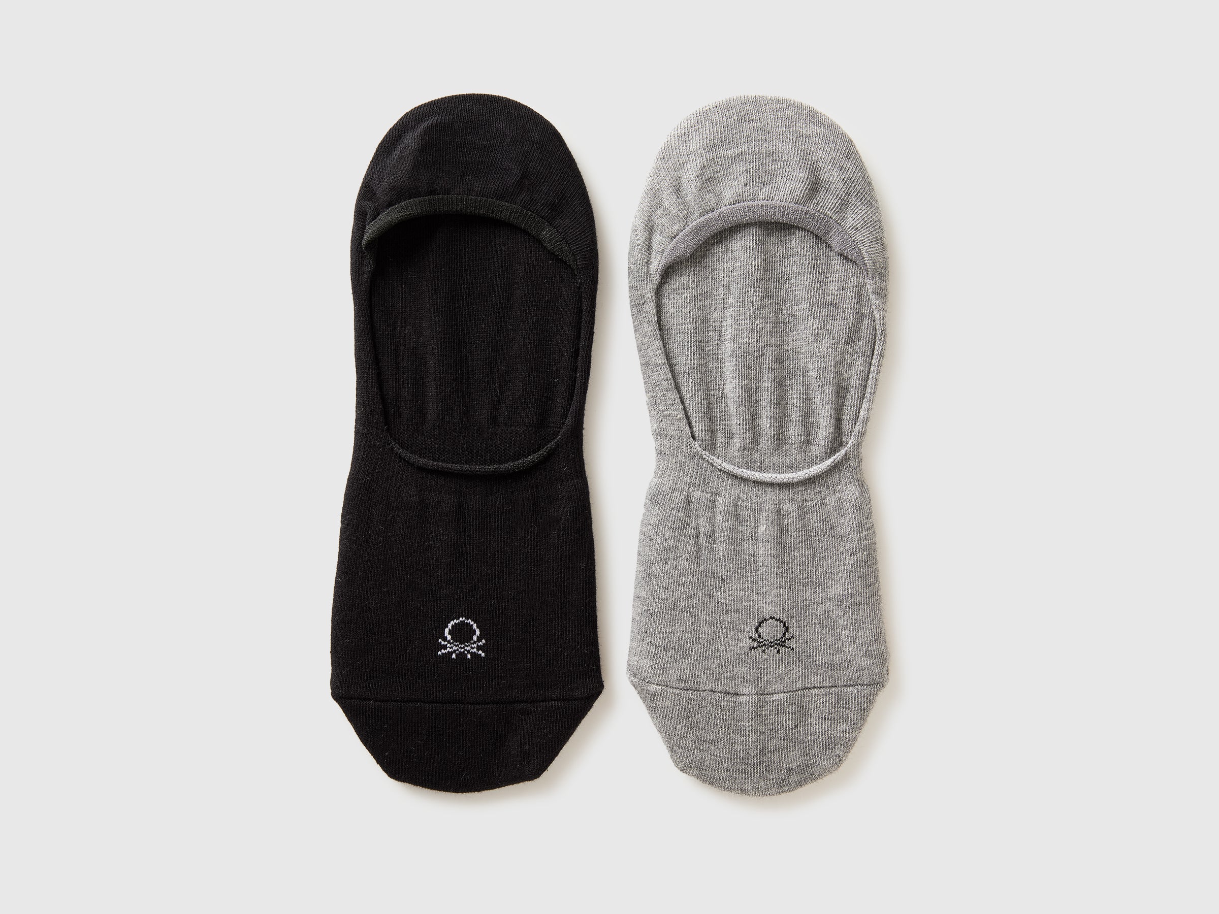 Two pairs of ghosts - ucb_image_FS