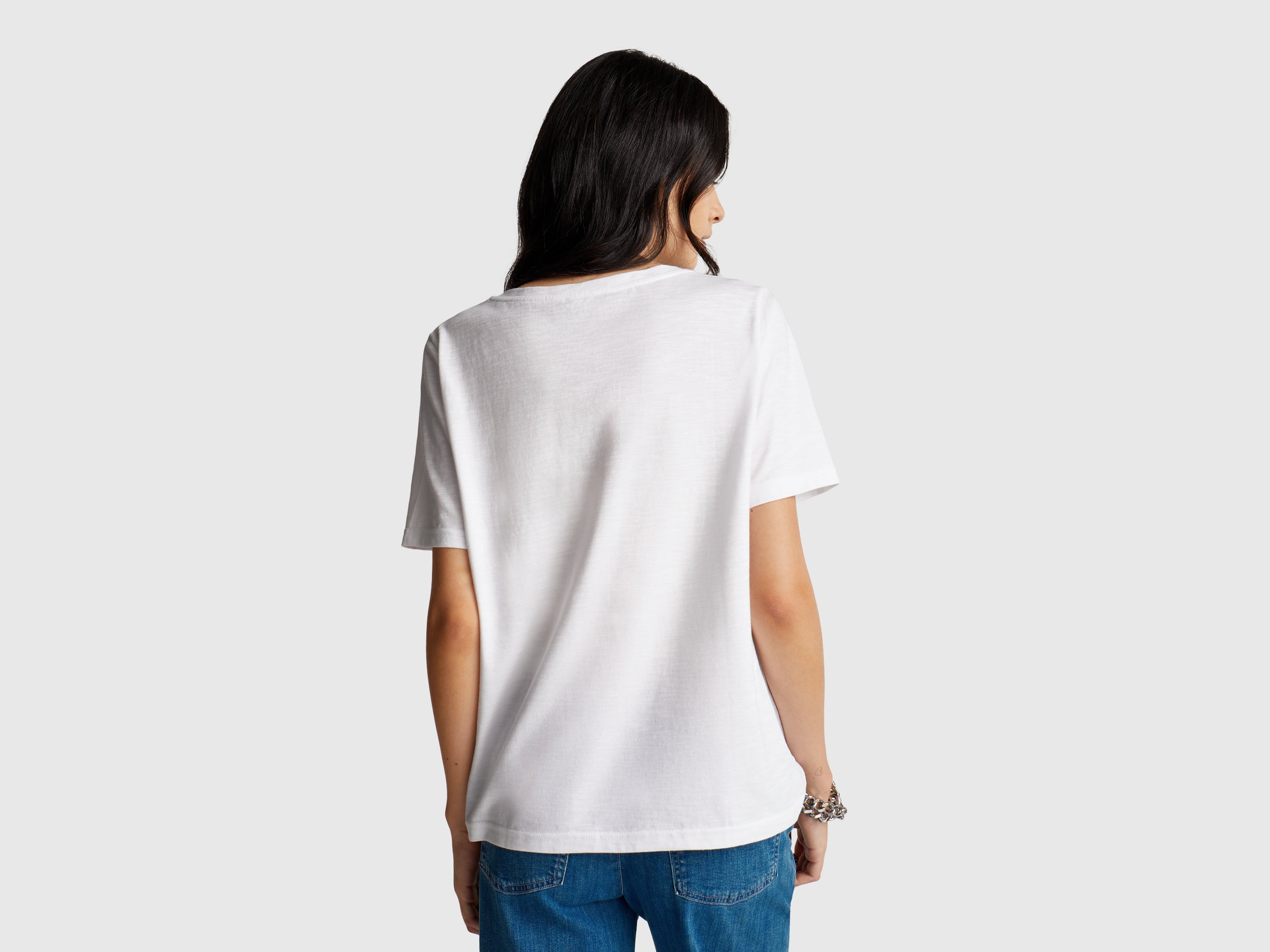 T-shirt decote em V em algodão flamé - ucb_image_B