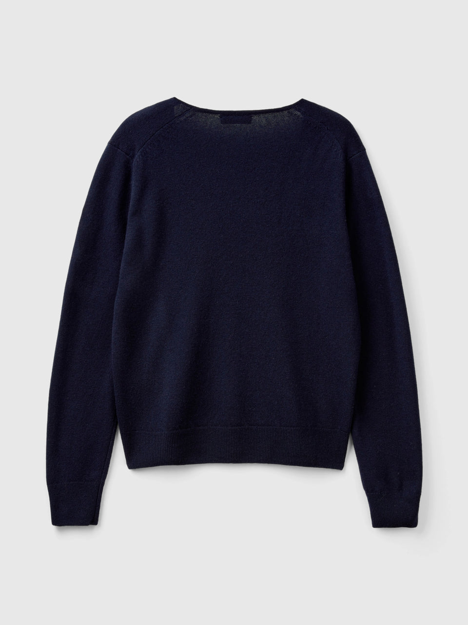 Camisola azul-escuro com decote em V em pura lã Merino - ucb_image_BS