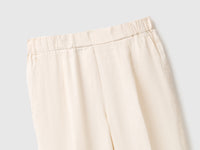Calças carrot fit em linho puro - ucb_image_FY