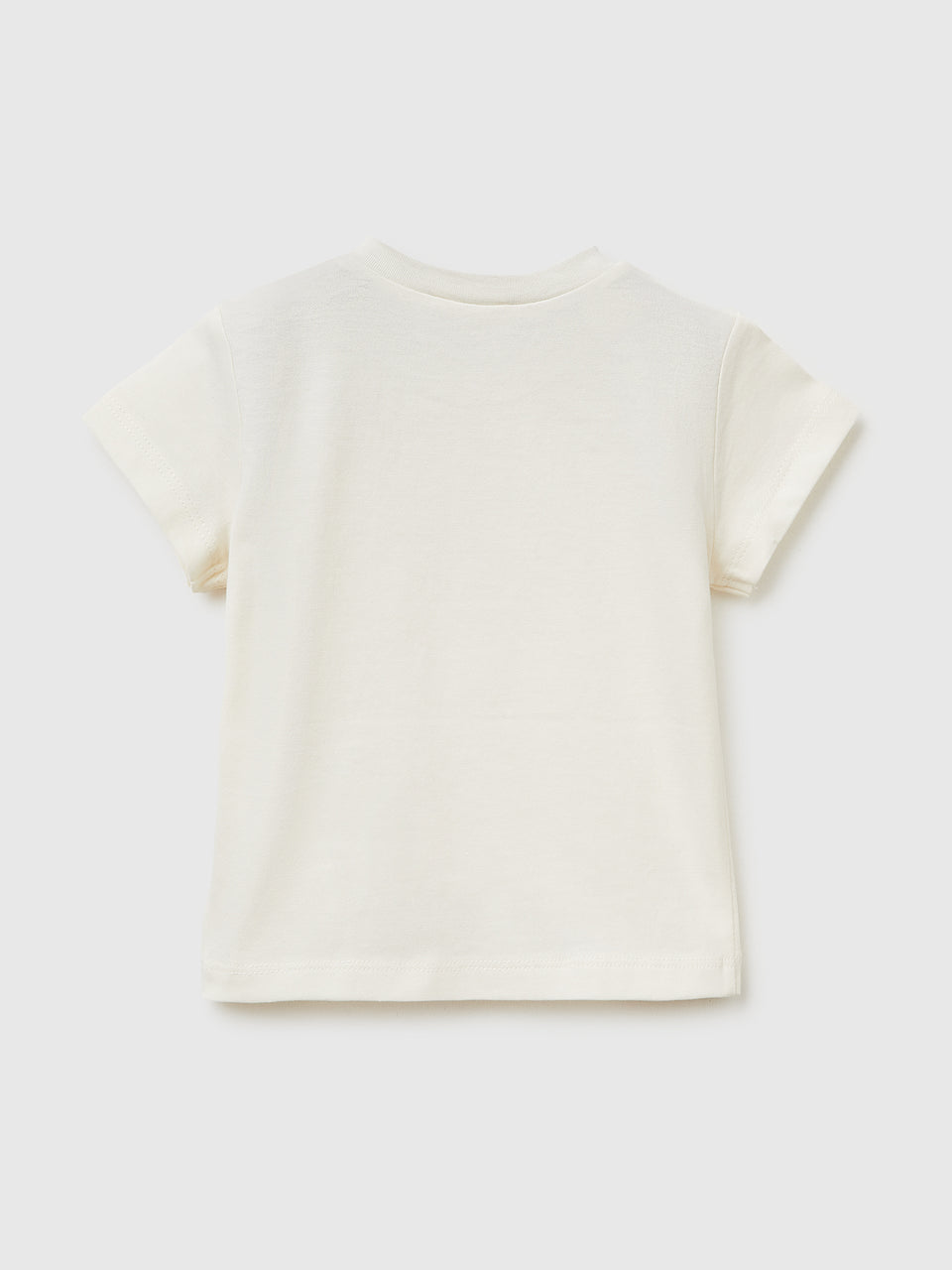 T-shirt with organic cotton application - ucb_image_BS