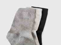 Three pairs of solid-colored medium socks - ucb_image_DS1
