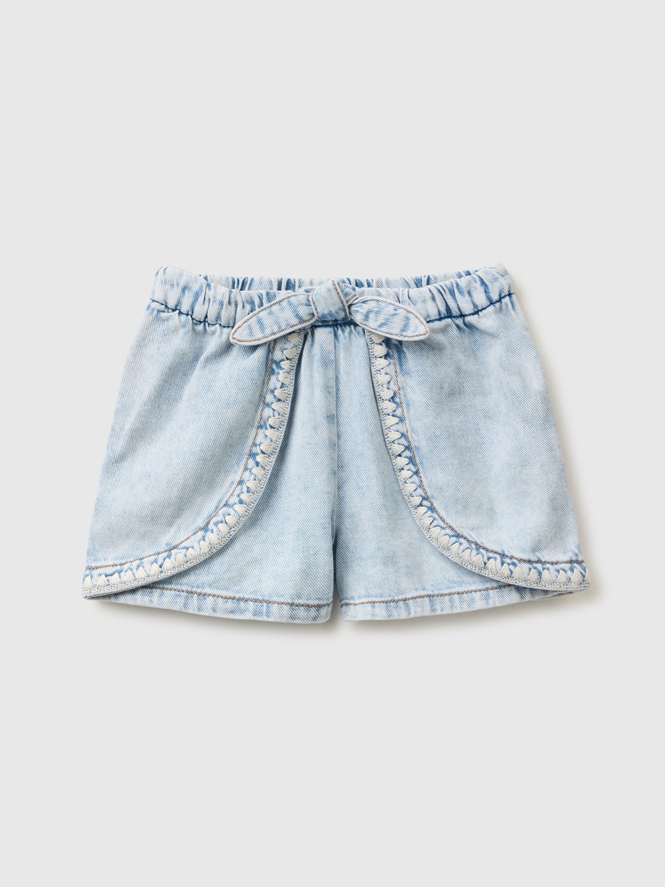 Denim shorts with knot - ucb_image_FS