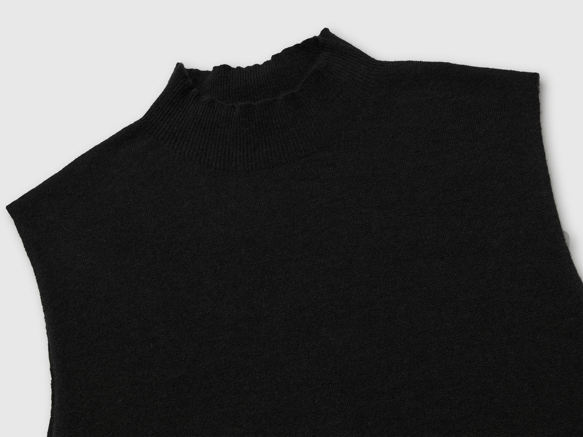Camisola de gola alta sem mangas em mistura de lã ultraligeira - ucb_image_DS1