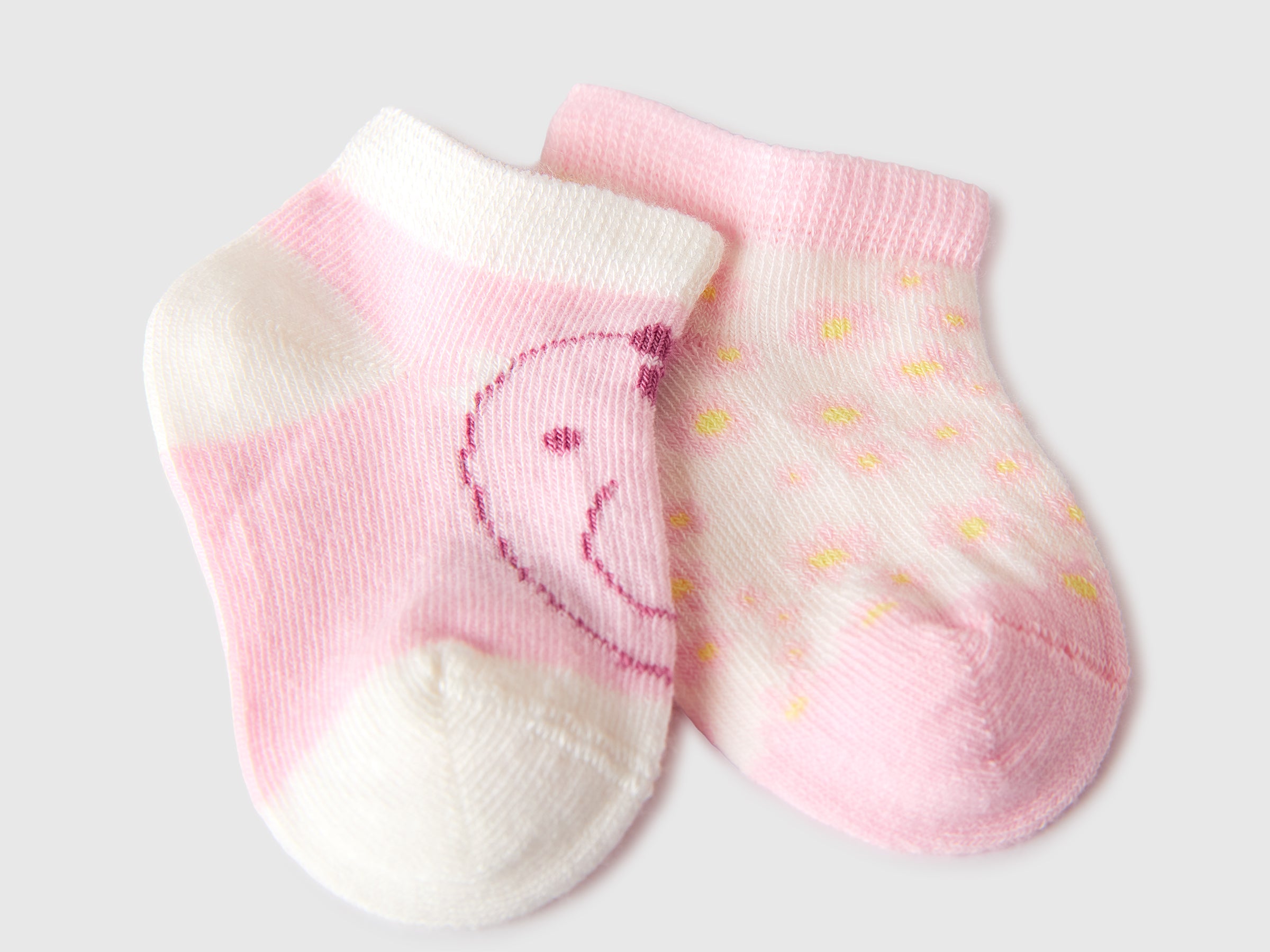 Set of short socks with inlay - ucb_image_DS1