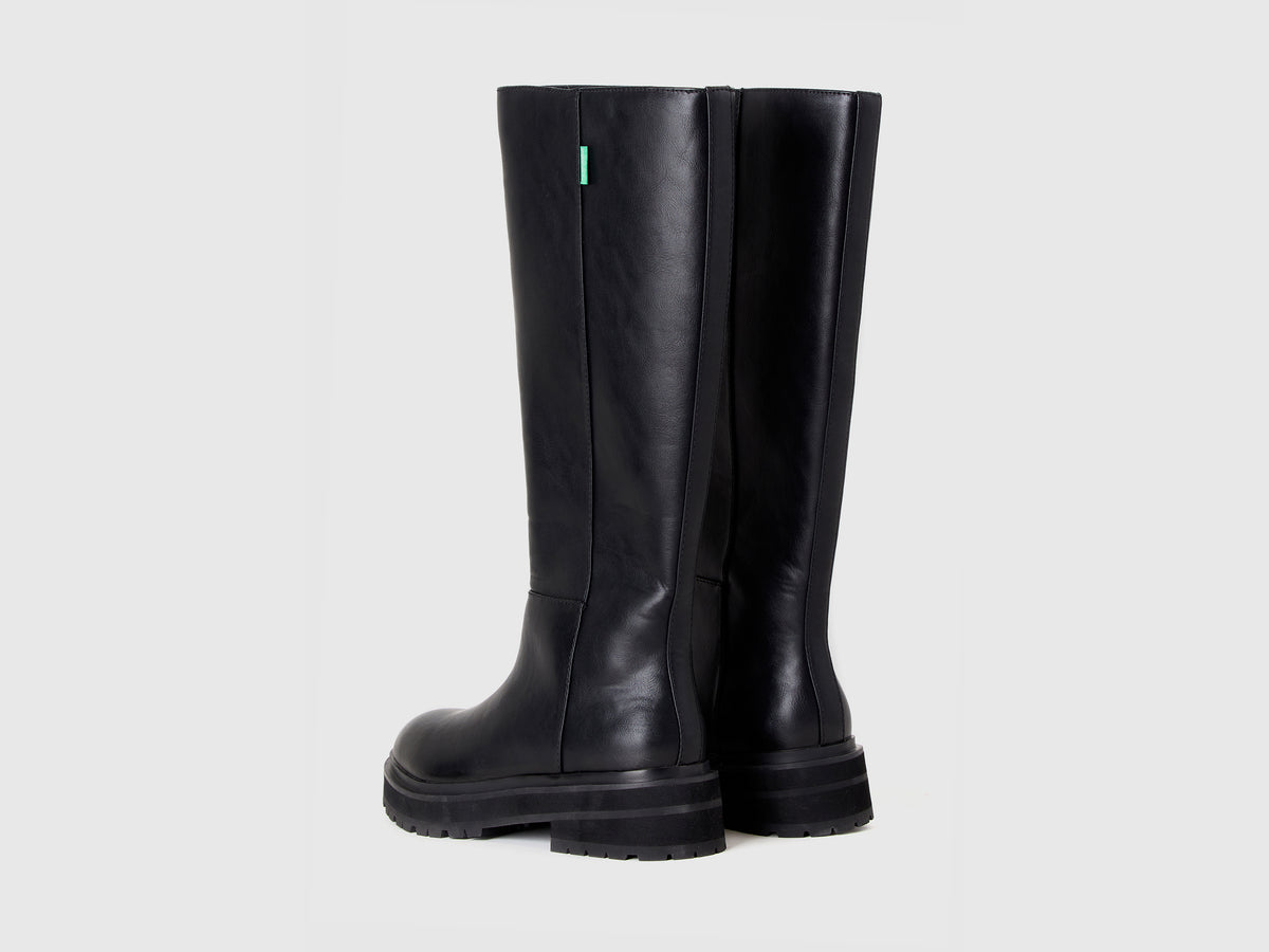 Botas pretas de cano alto - ucb_image_BS