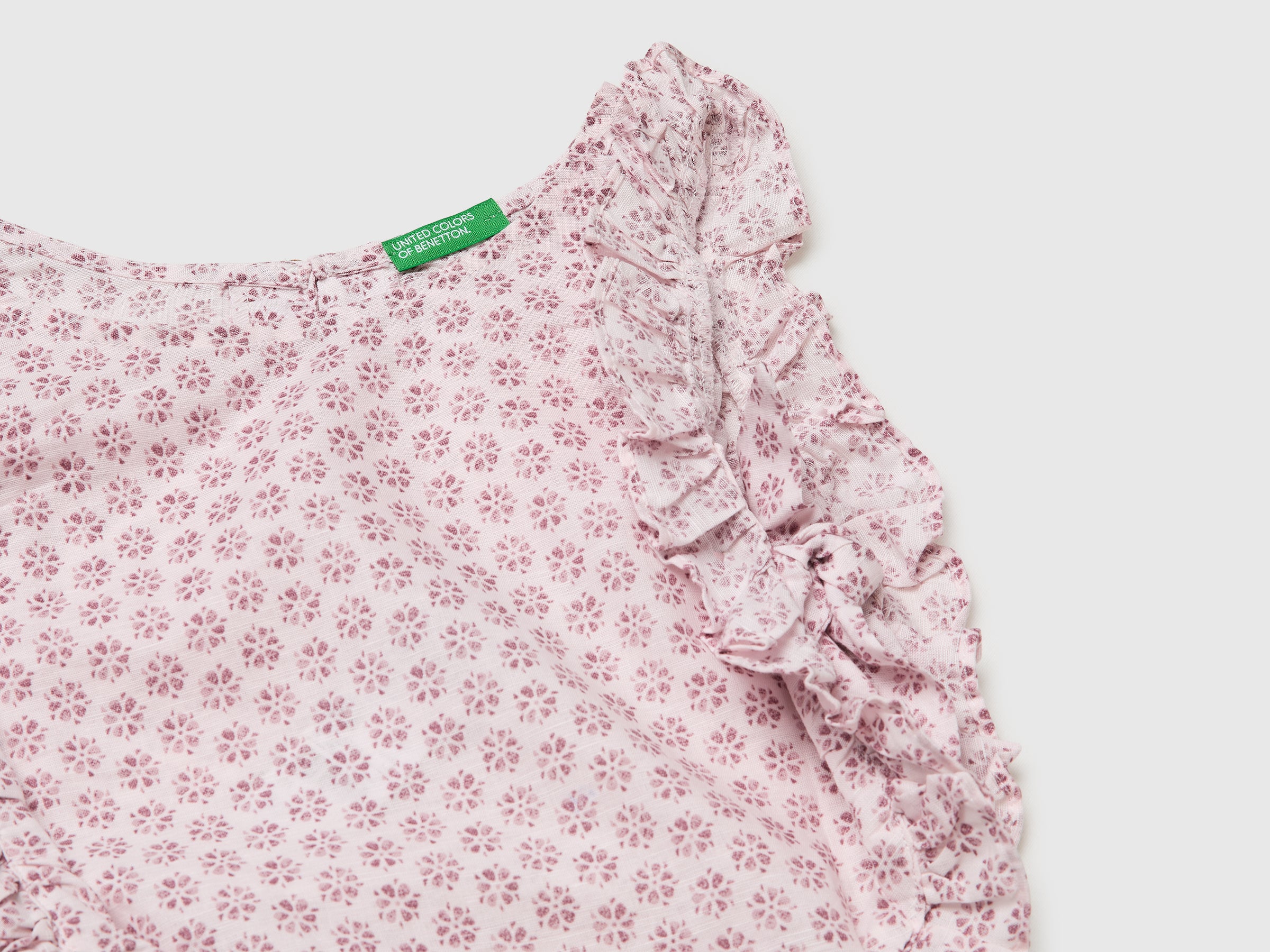 Floral blouse in linen blend - ucb_image_DS1