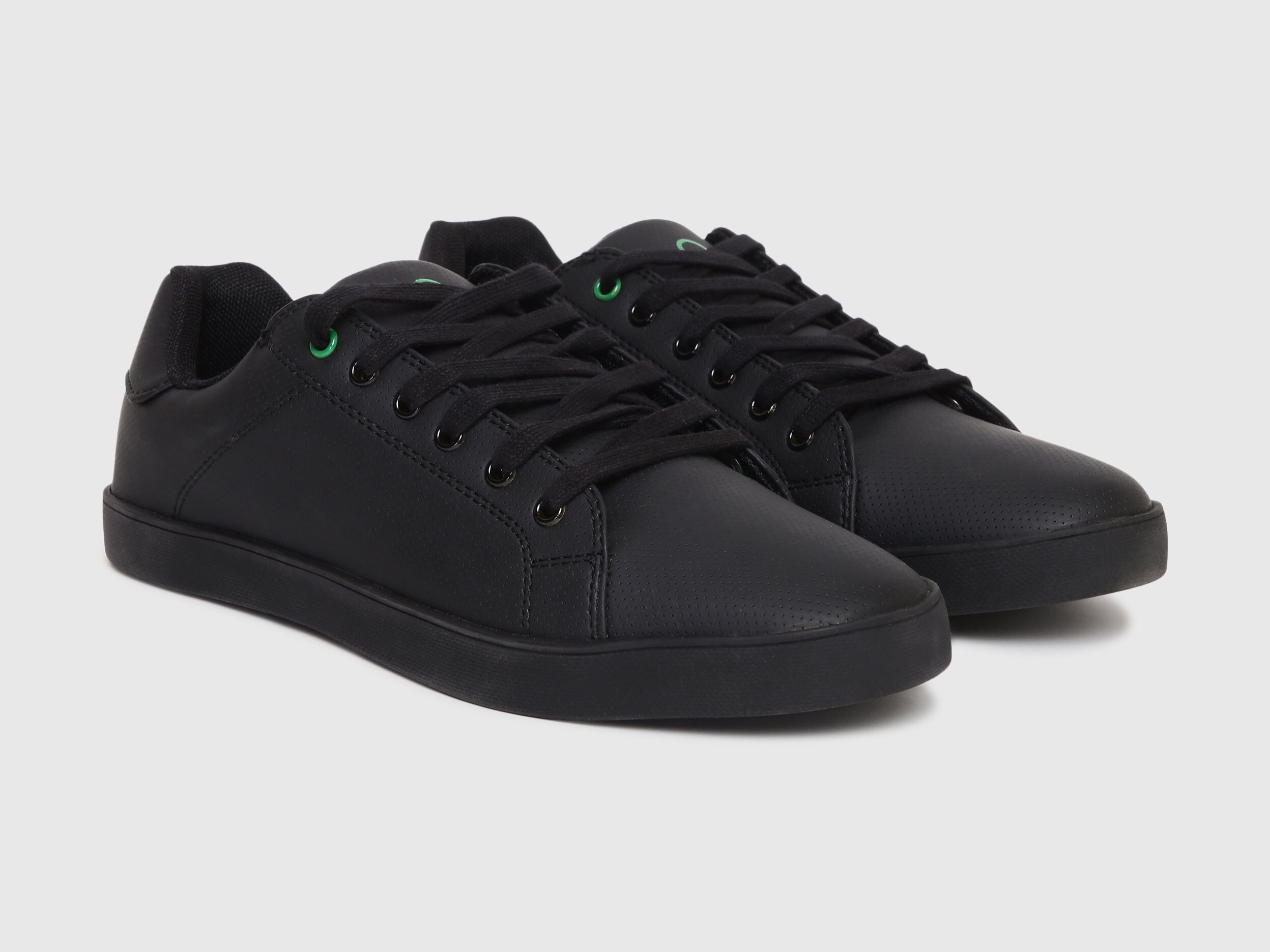 Ucb black slip on sneakers store