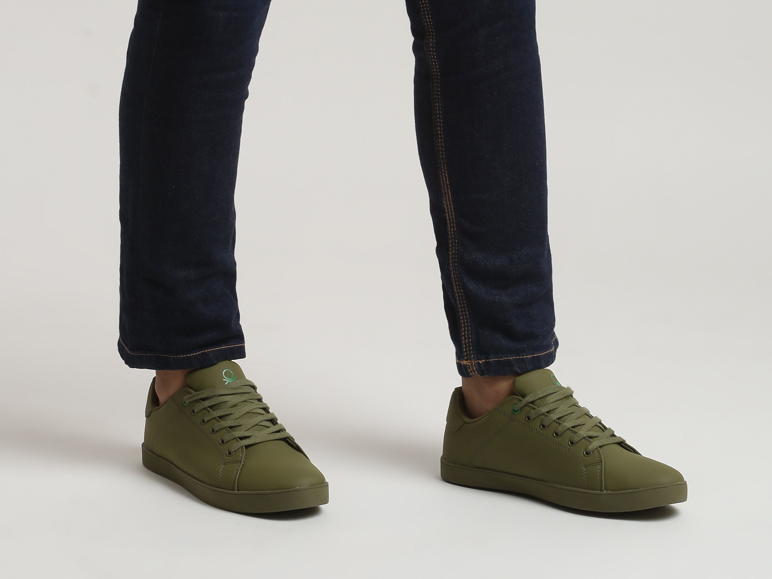 United colors of shop benetton olive sneakers