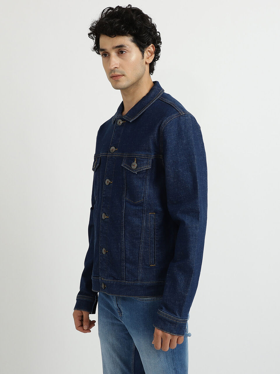 DARK BLUE DENIM TRUCKER JACKET image number null
