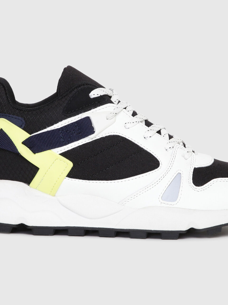 PU Mesh Sporty Sneaker image number 1