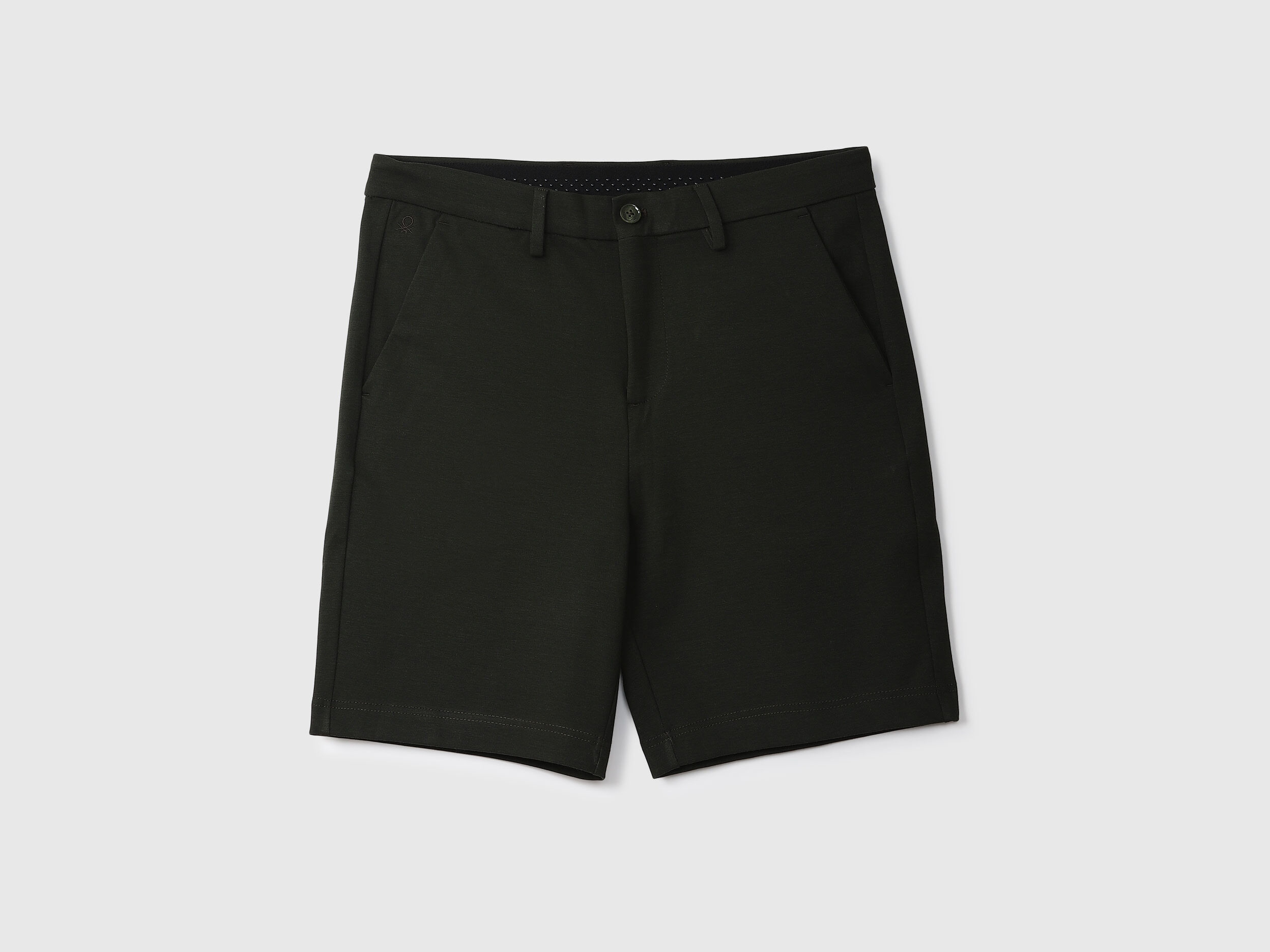 Black Slim Fit Shorts - Negro | Benetton