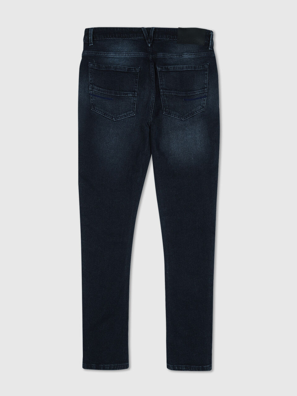 Carrot Fit Dark Blue Jeans image number 2