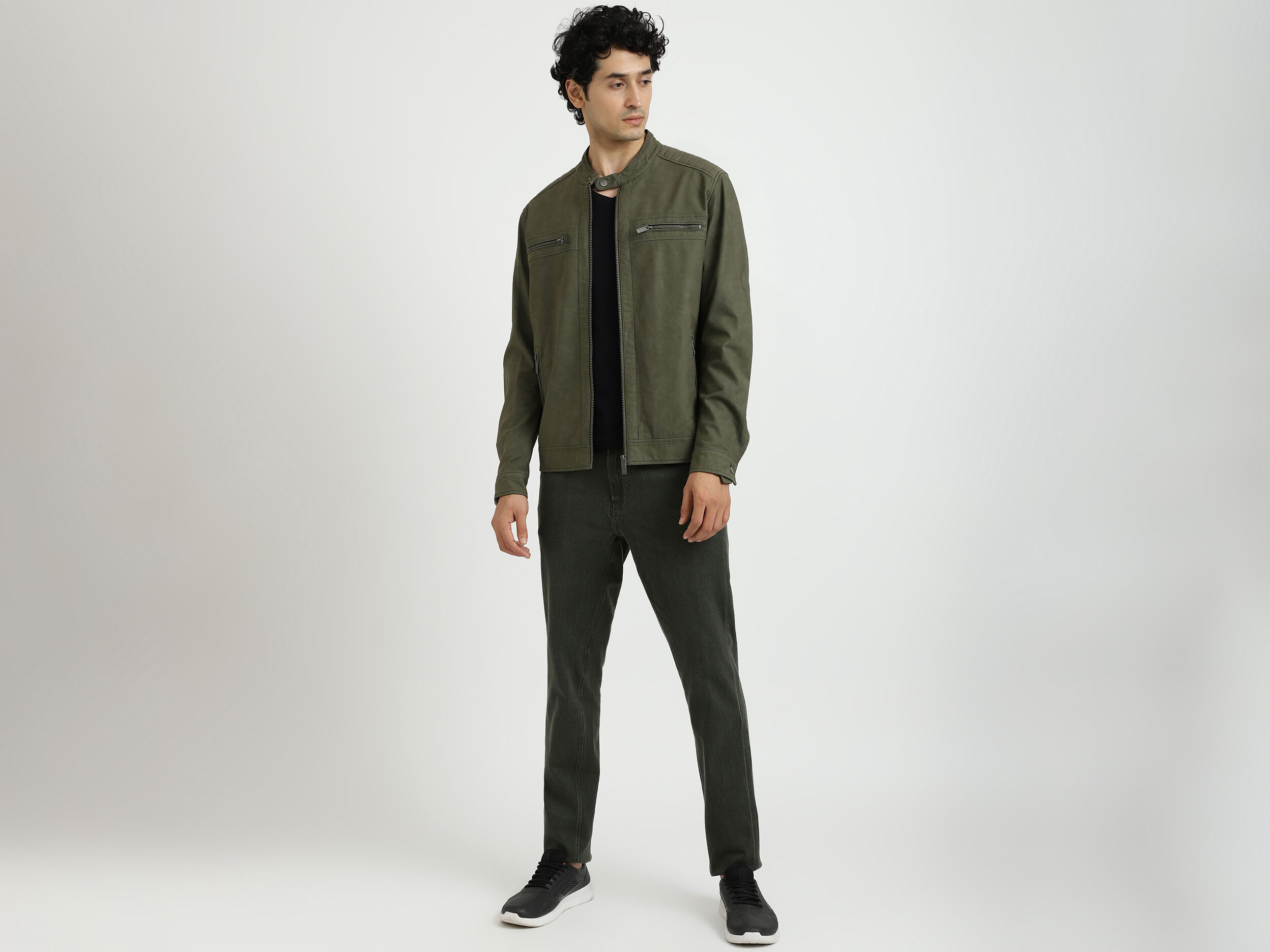 Men Solid Band Collar Jacket - Verde | Benetton