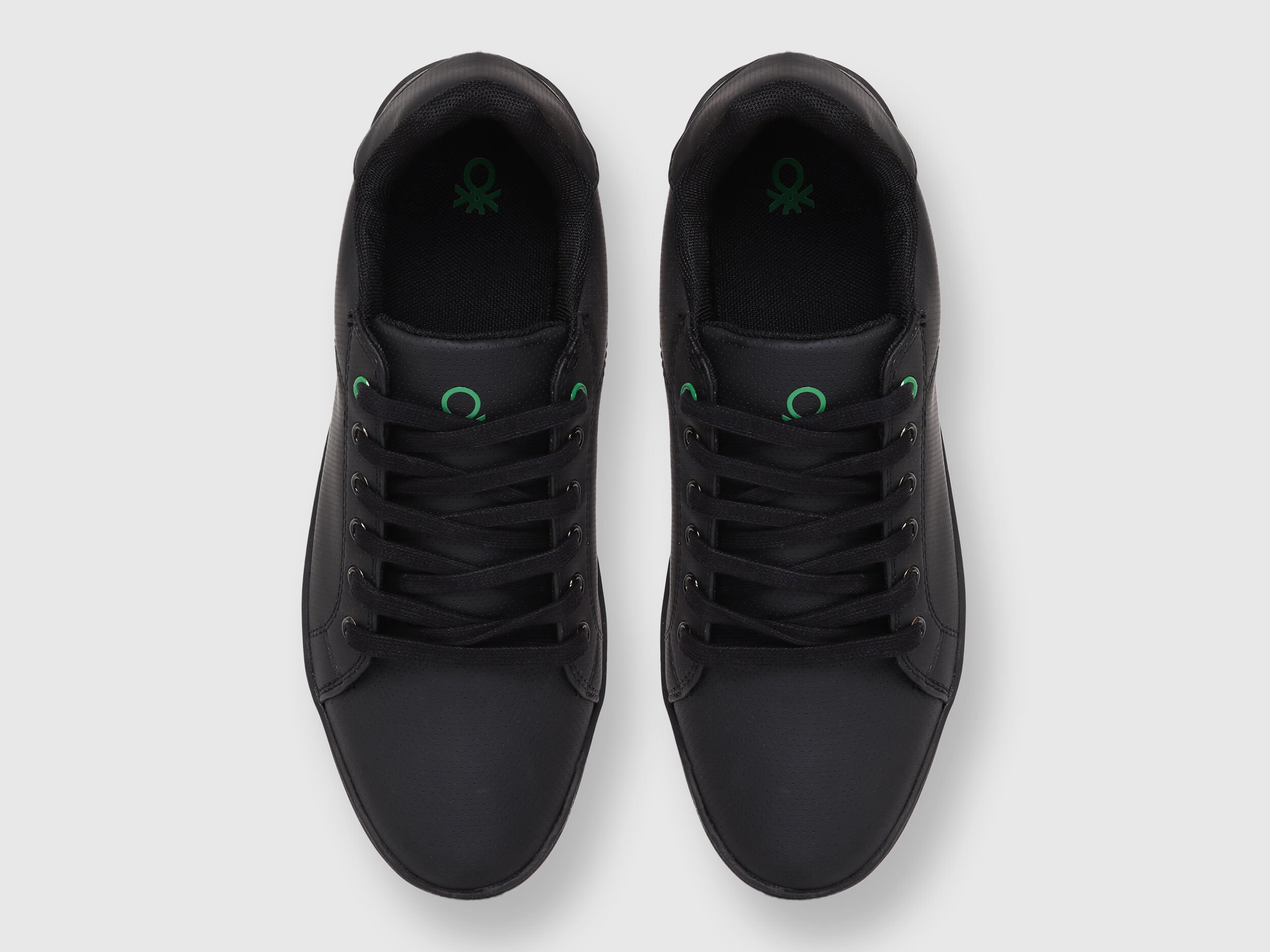 Benetton shoes black shop