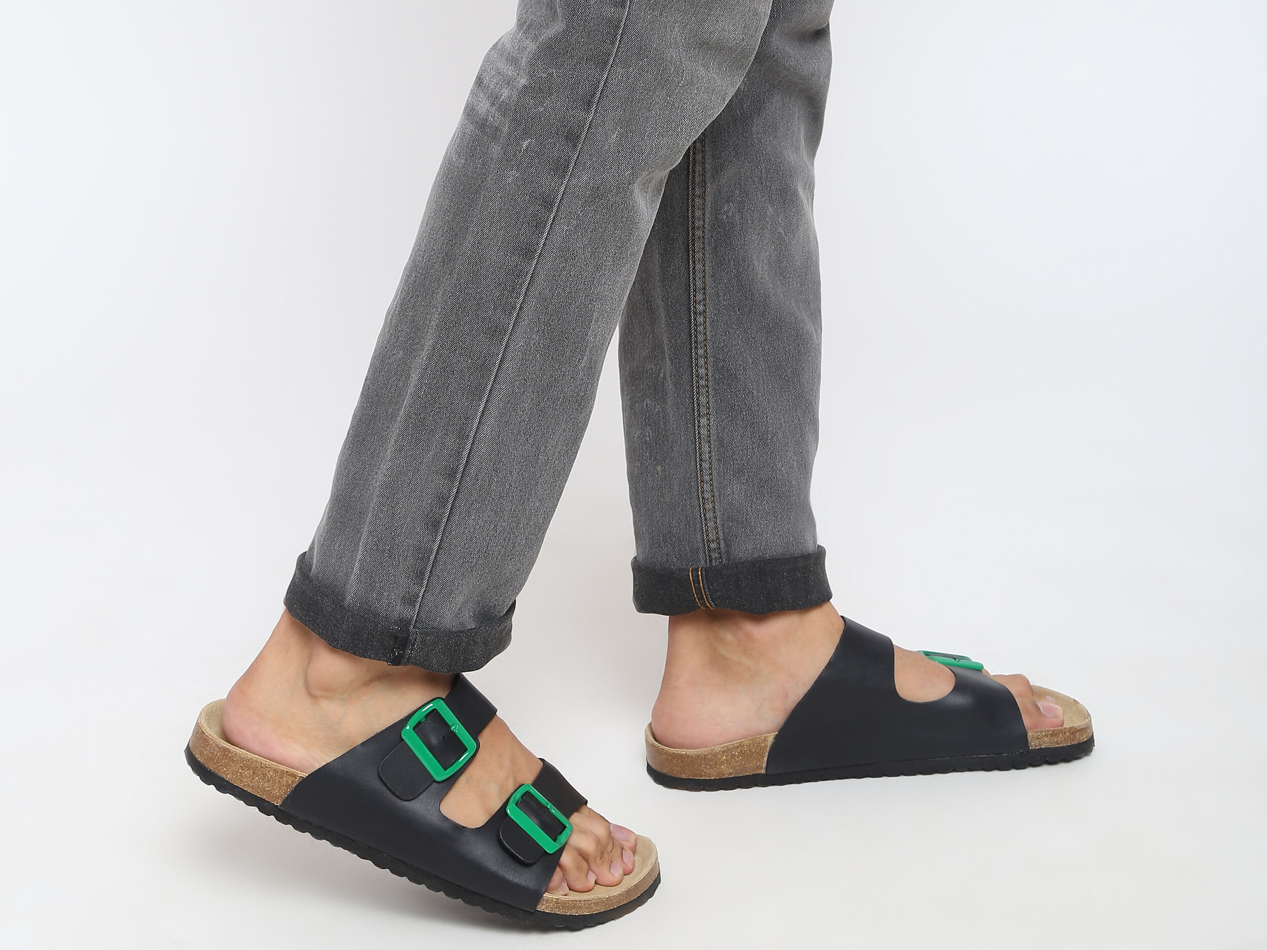 Men Black Solid Leather Sandals Negro Benetton