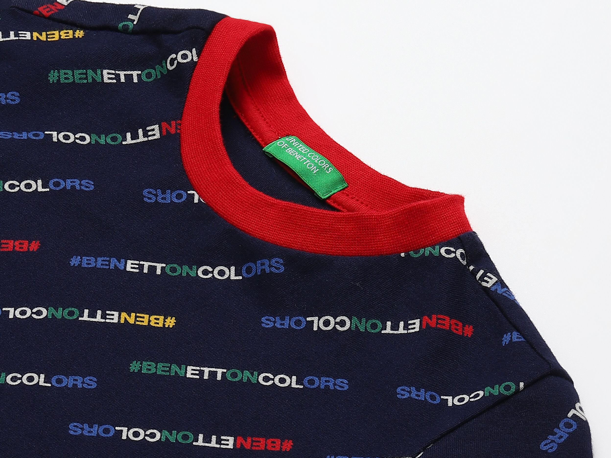 United Colors of Benetton T-Shirt M/L Camiseta para Mujer 