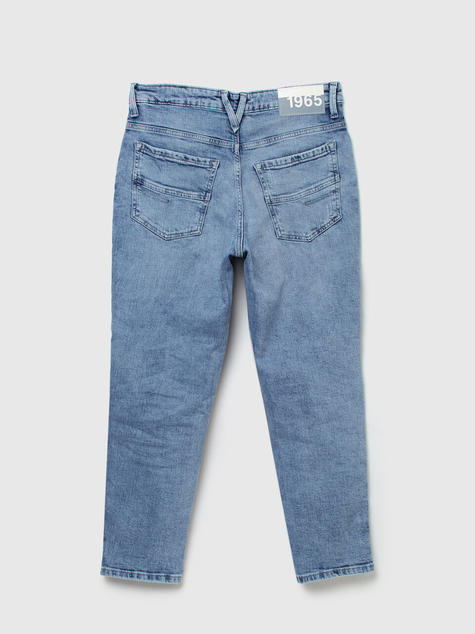CROPPED FIT LT BLUE LASER PRINT JEANS image number 2