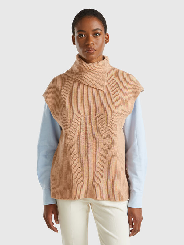 Chaleco largo con cuello alto Mujer