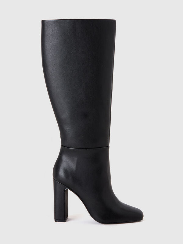 Botas de tacón con efecto piel Mujer