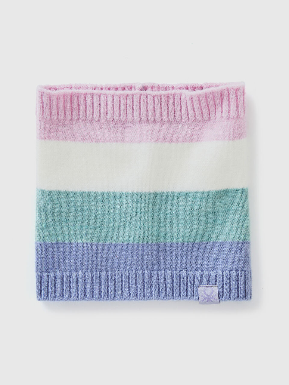 NECK Niño image number null