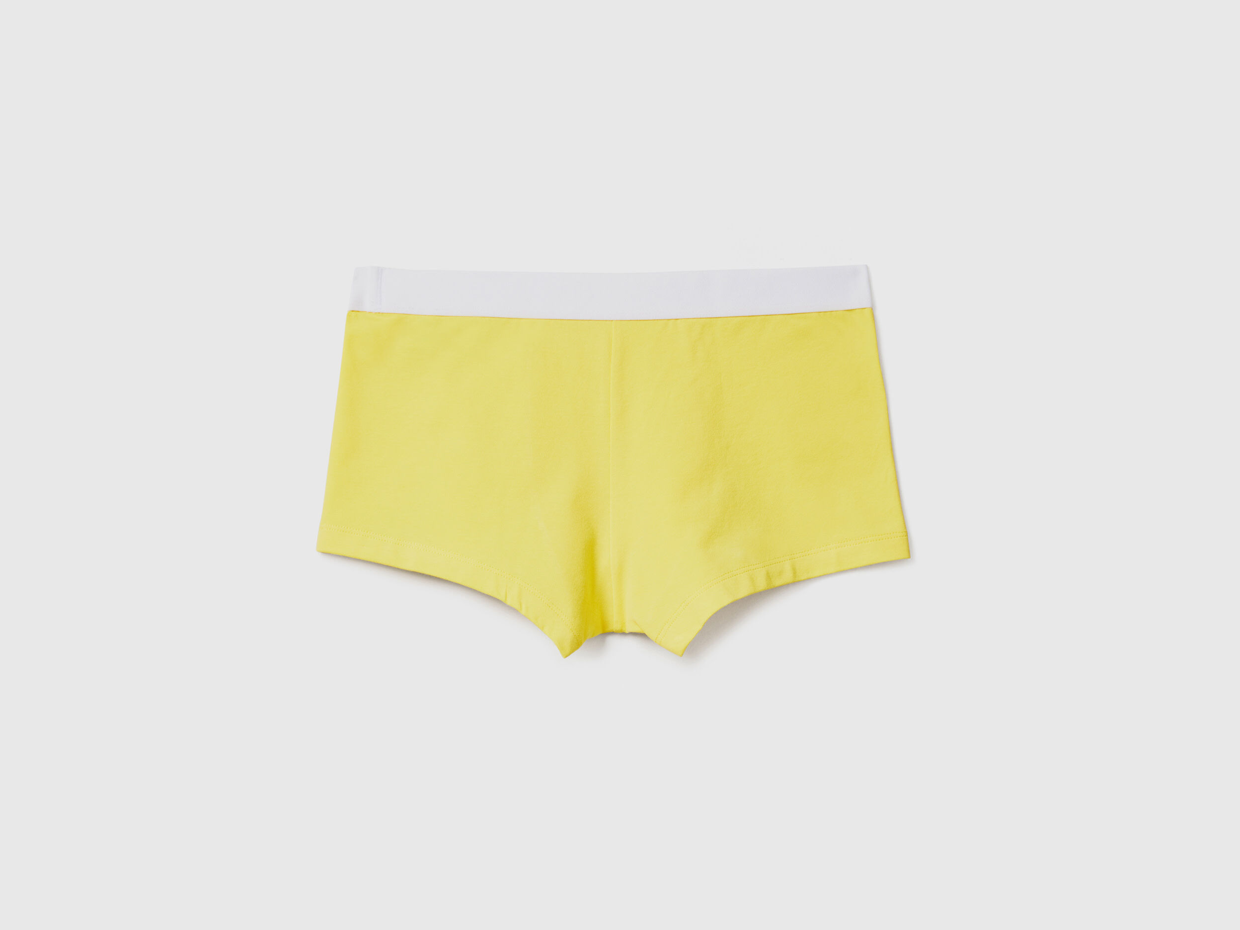 Boxer hotsell amarillo hombre