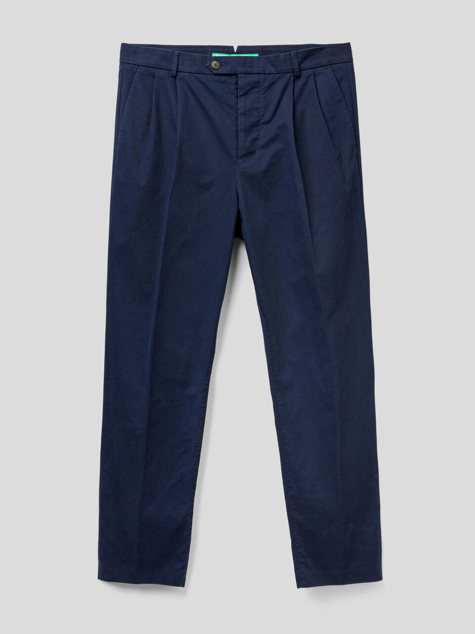 Pantalón carrot fit de 100 % algodón image number 1
