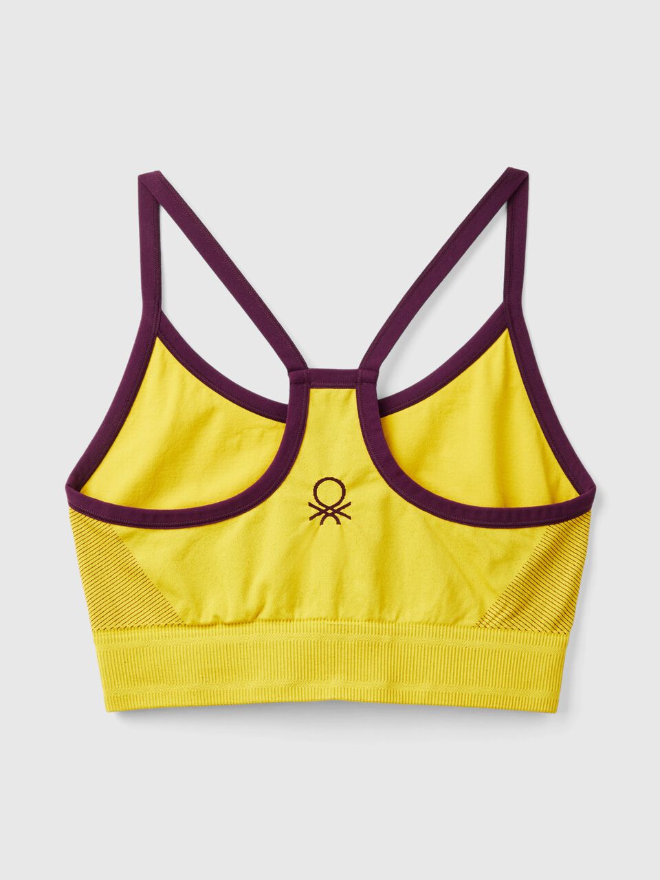 TOP Mujer image number null