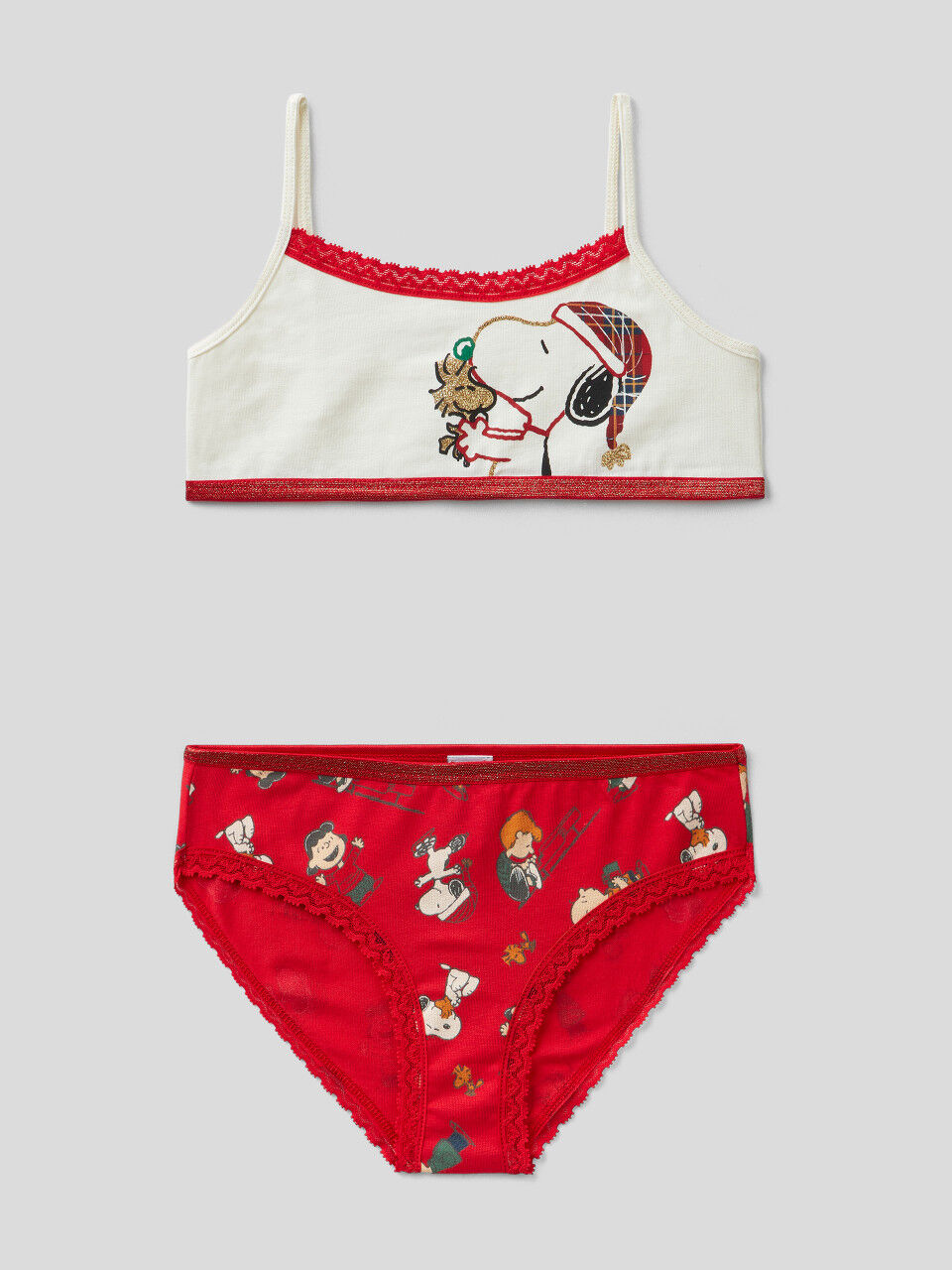 Niñas en ropa para hotsell interior de 5 años