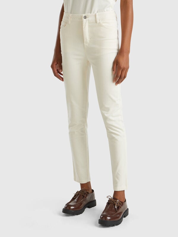 Pantalón de pana de cinco bolsillos Pantalón de pana de cinco bolsillos Mujer