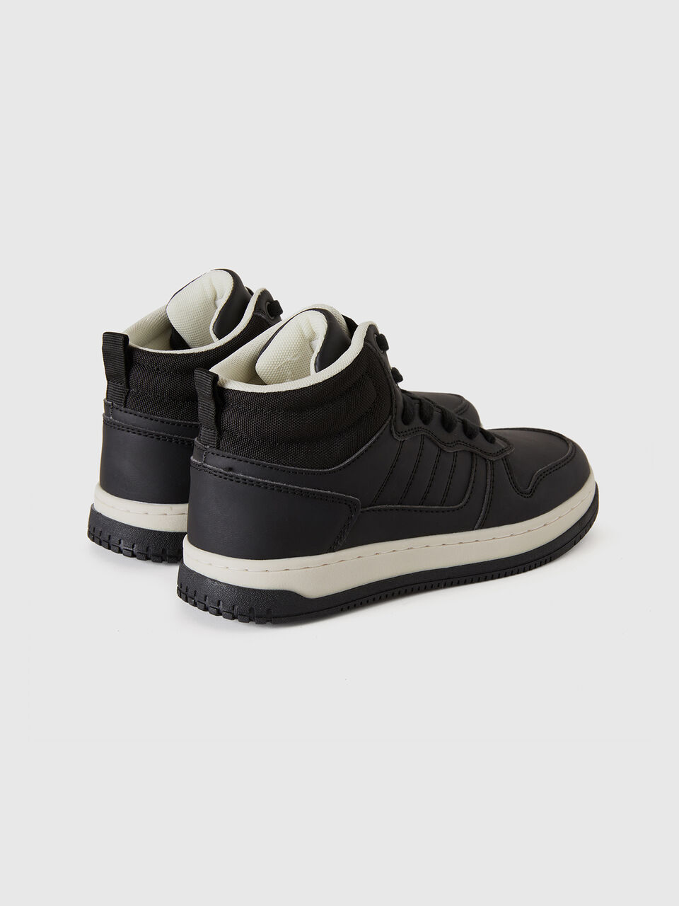 SHOES Niño image number 2