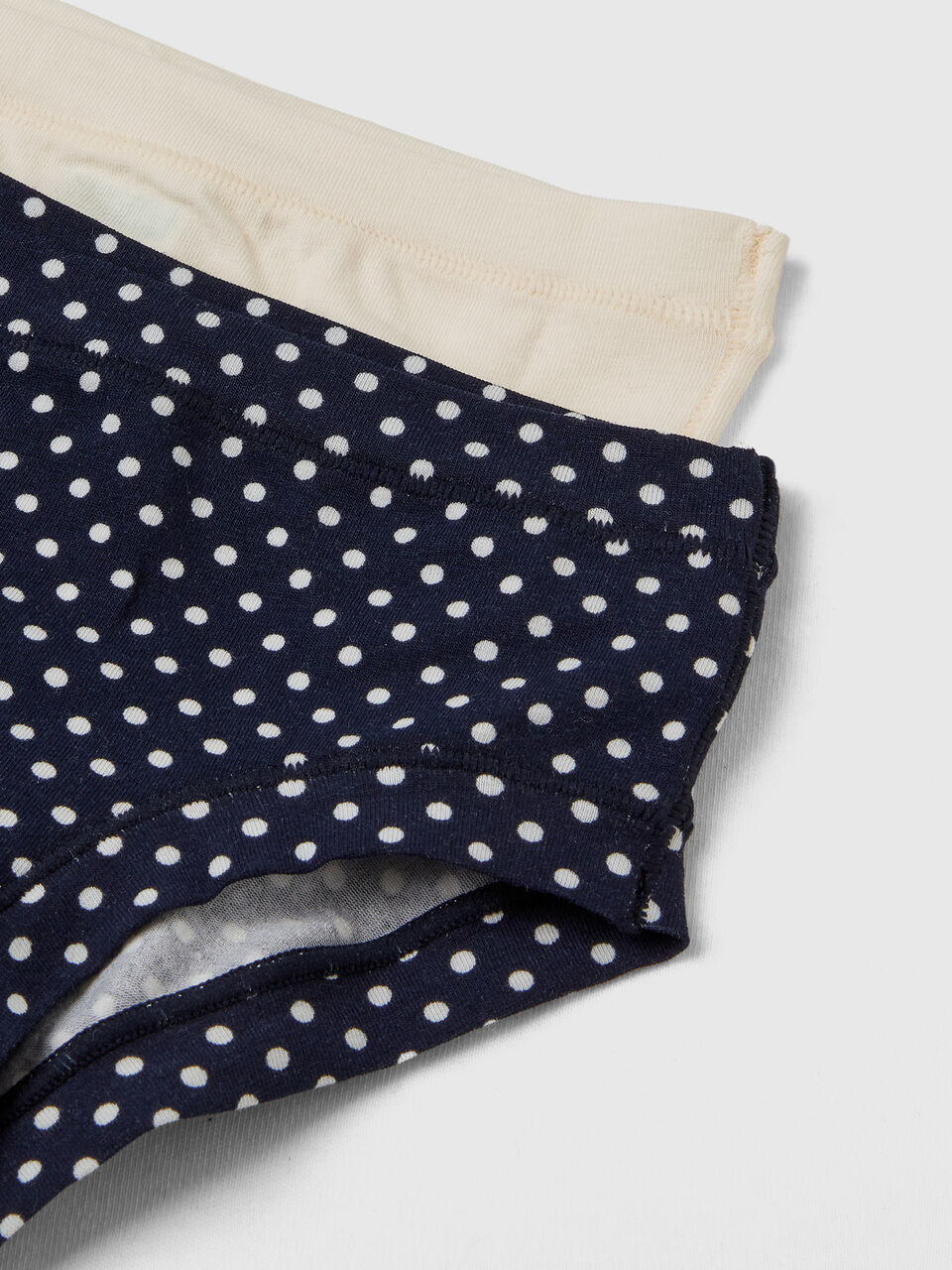 2 SLIP Niña image number null