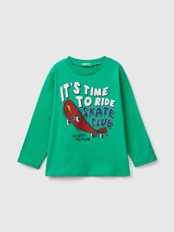 Camiseta regular fit con estampado Niño