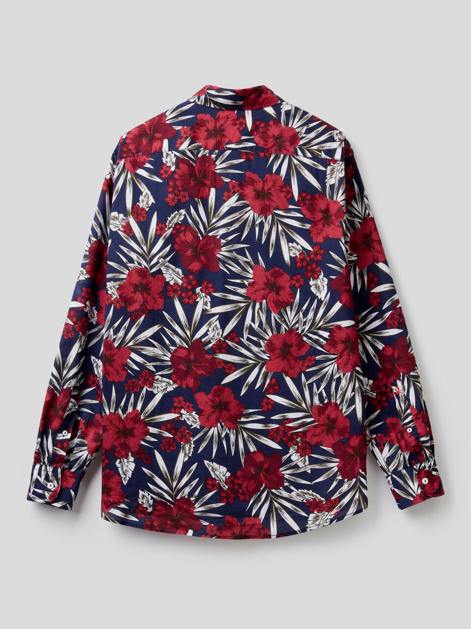 Camisa de 100% algodón con estampado botánico image number 2