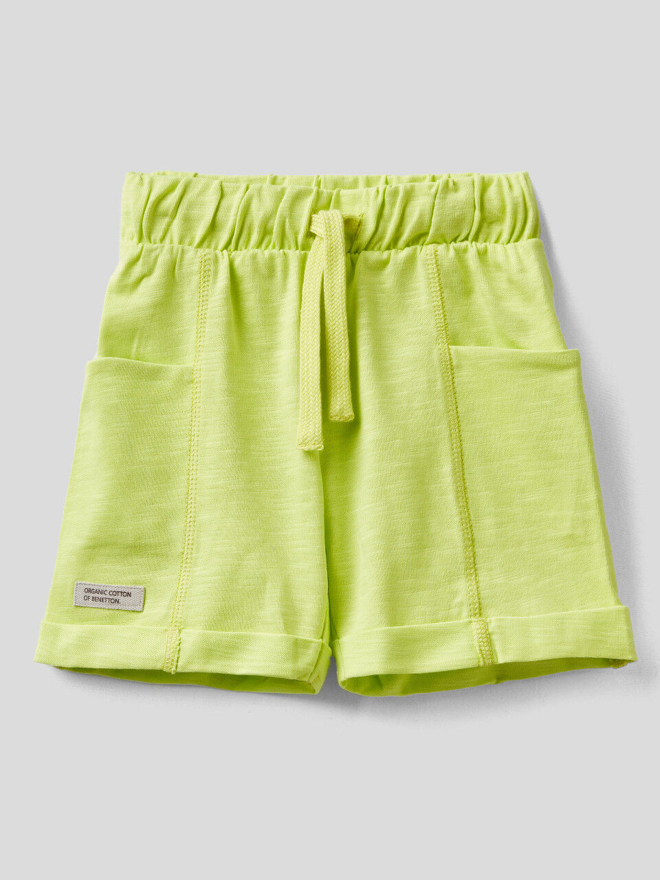 United Colors of Benetton Pantalones Cortos para niños y jóvenes 