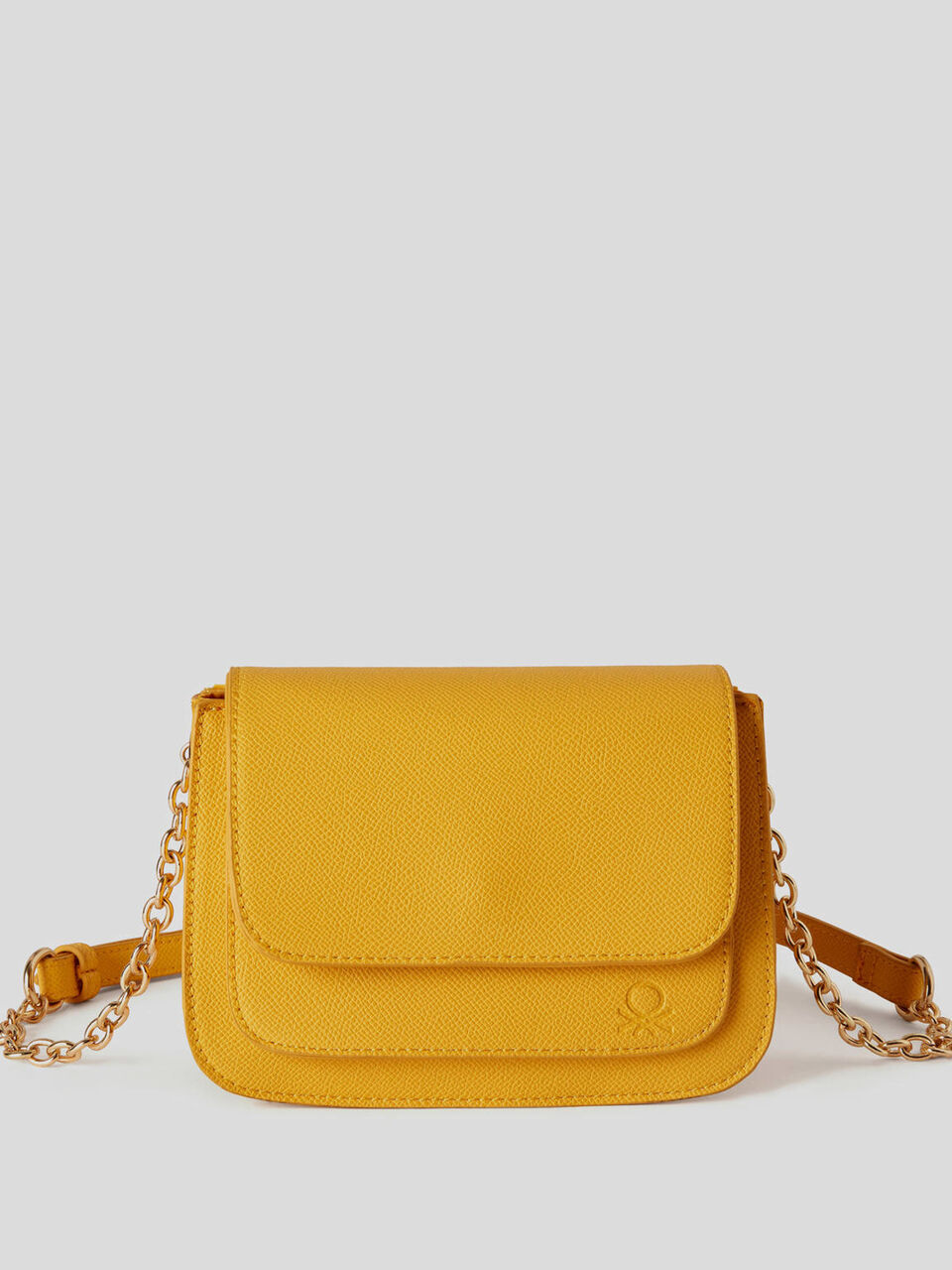Bolso bandolera con solapa image number 1