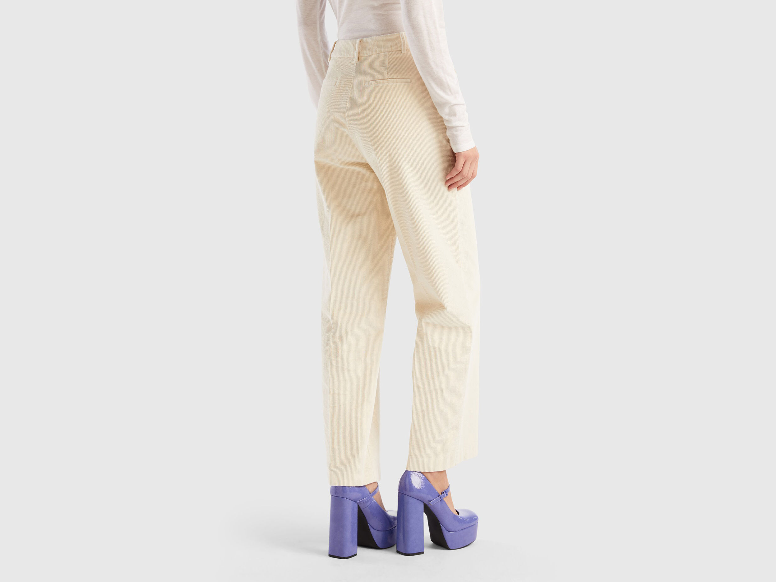 Pantalon recto de pana Blanco Crema Benetton