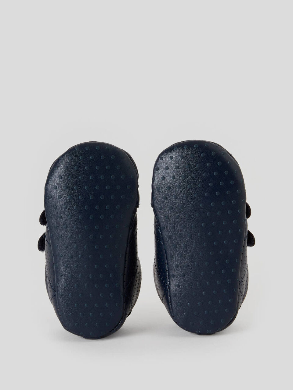 Sneakers primeros pasos image number 2