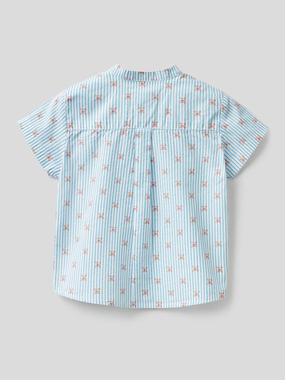 Camisa con estampado de calaveras image number 2