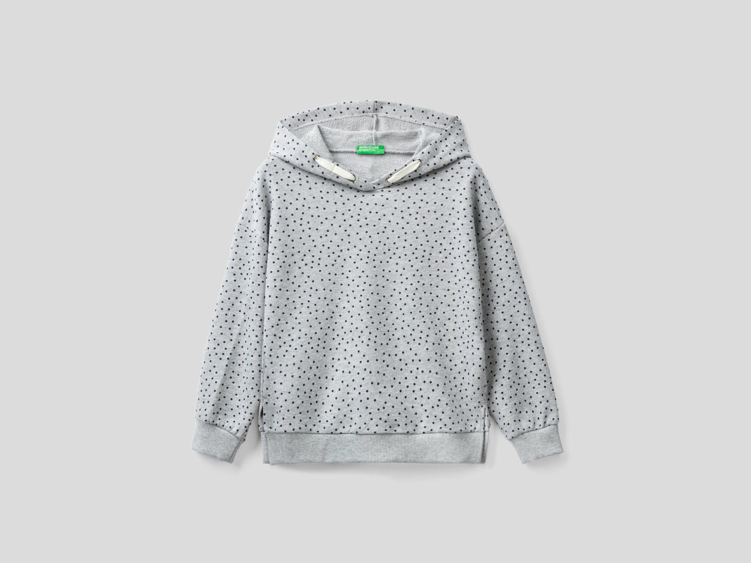 Sudadera fantasía con capucha image number null