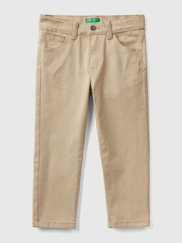 Pantalón elástico con cinco bolsillos Niño