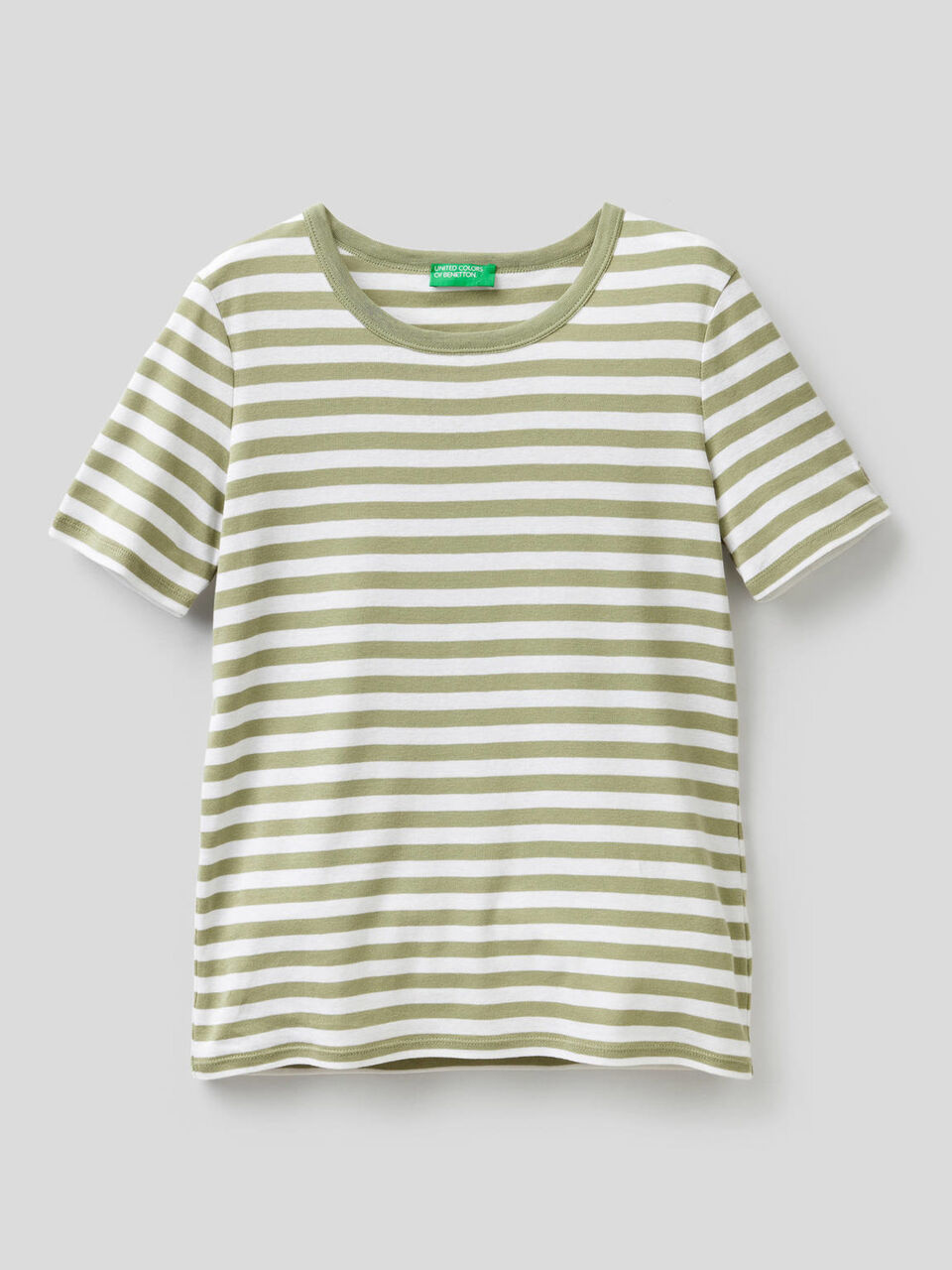 Camiseta de cuello redondo a rayas image number 1
