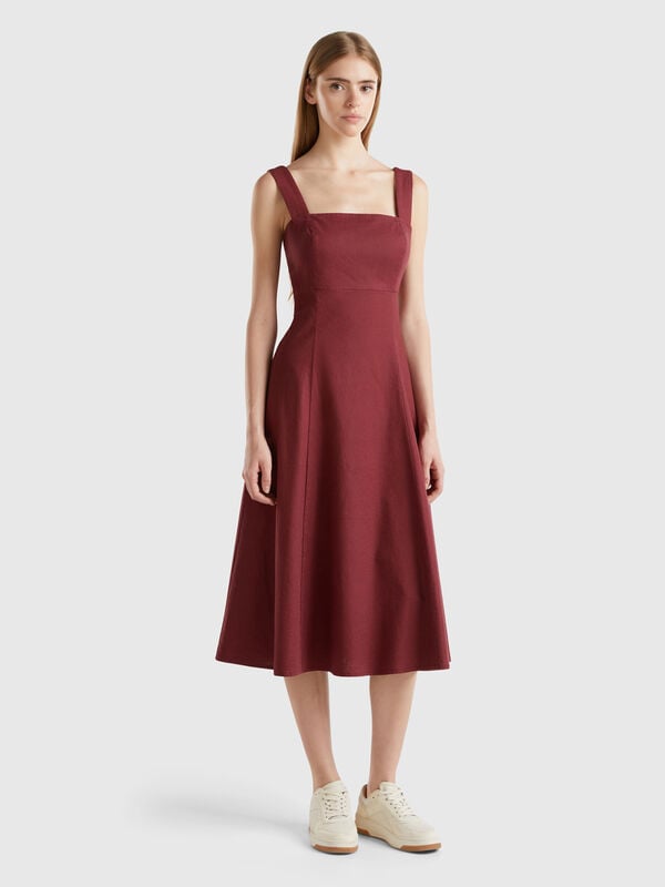 Vestido de lino mixto con escote cuadrado Mujer