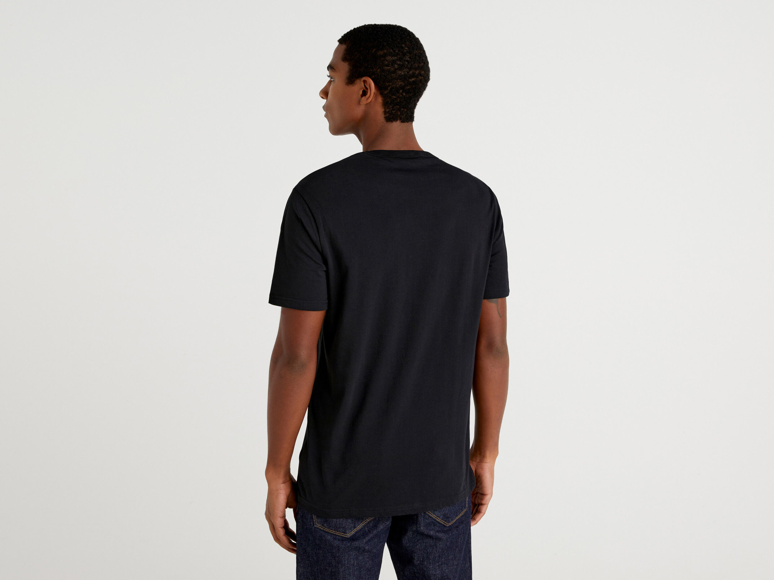 Camiseta negra deals para estampar