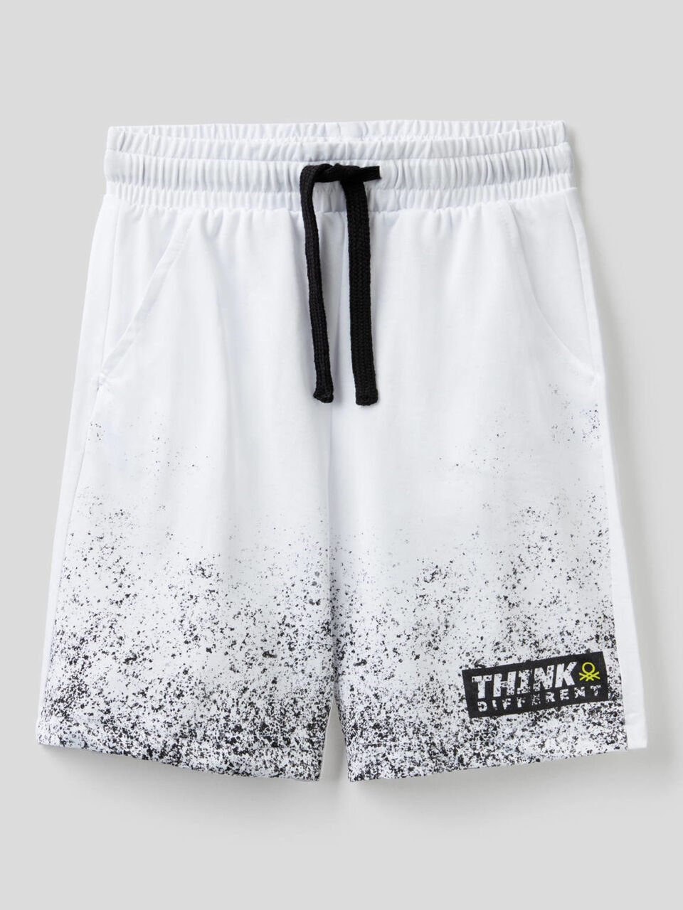 Bermudas deportivas image number 1