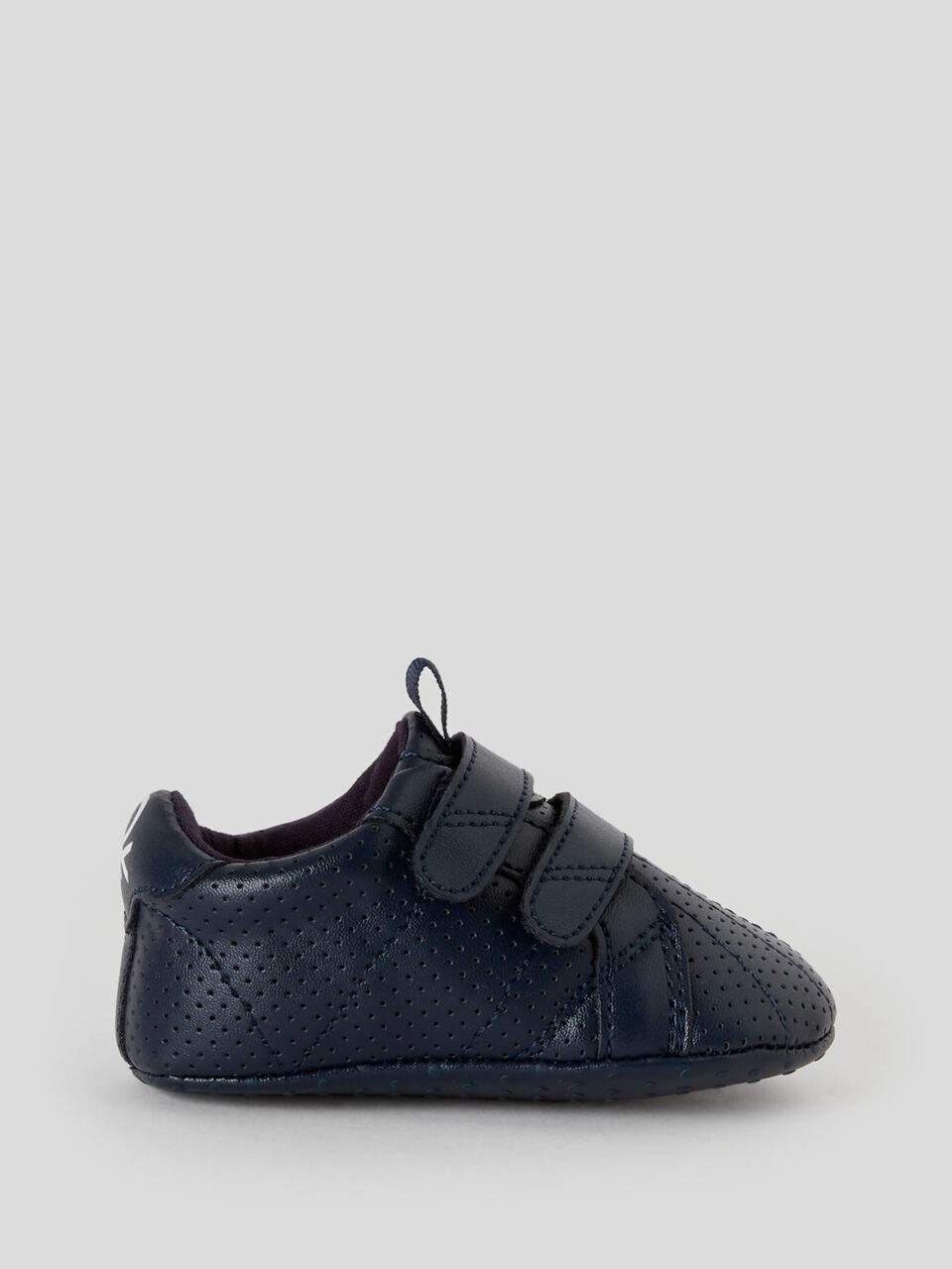 Sneakers primeros pasos image number 1